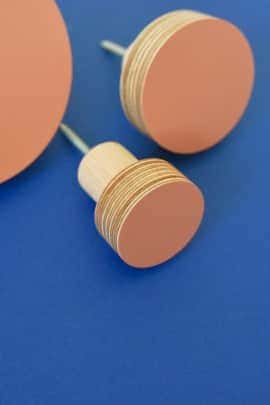 WIESZAK KOŁO MORELA