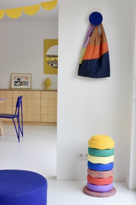 WIESZAK ścienny/uchwyt KOŁO KOBALTOWY