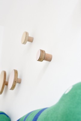 WIESZAK ścienny/uchwyt KOŁO PUDROWY RÓŻOWY