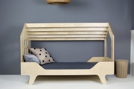 SKANDYNAWSKIE ŁÓŻKO DOMEK